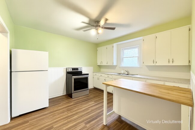 Photo - 30 Parker St