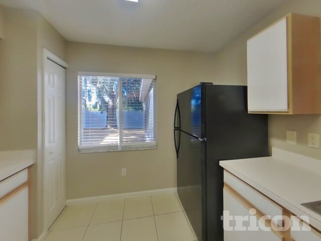 Photo - 417 Abigail Rd