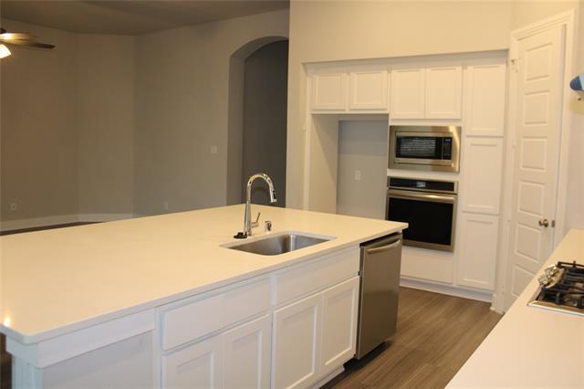 Photo - 3104 Armstrong Ave