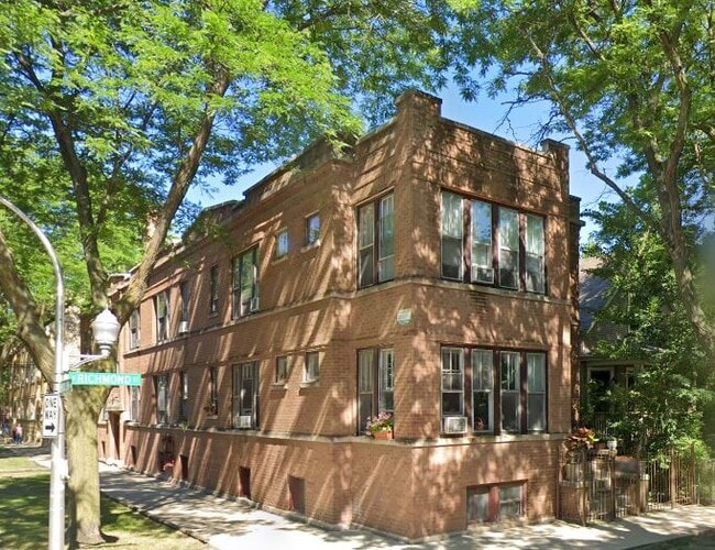 Photo - 4300 N Richmond St Unit 2