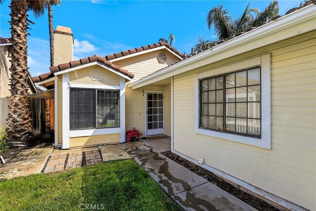 Photo - 29664 Woodlands Ave