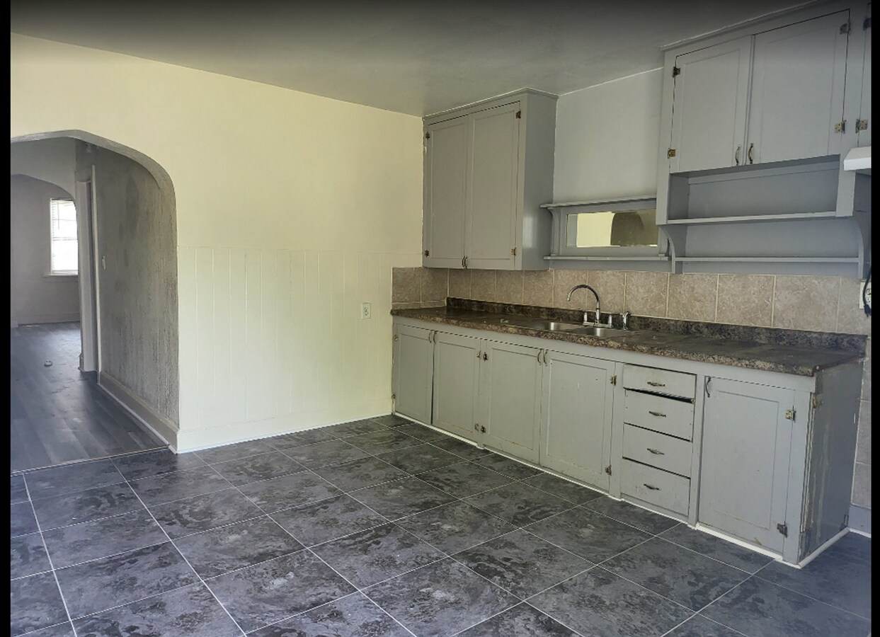 Photo - 2121-2123 S 17th St Apartamento Unidad 2121 Lower North