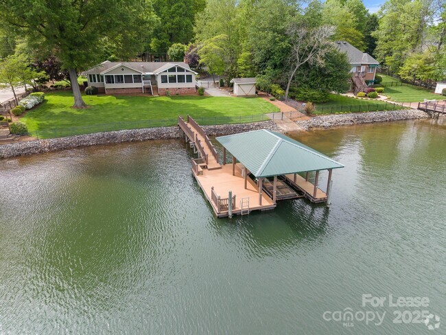 Building Photo - 173 Riverwood Rd Rental