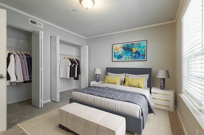 Deerbrook Apartments
