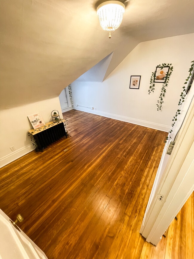 Photo - 3721 Cottage Grove Ave Unit 6