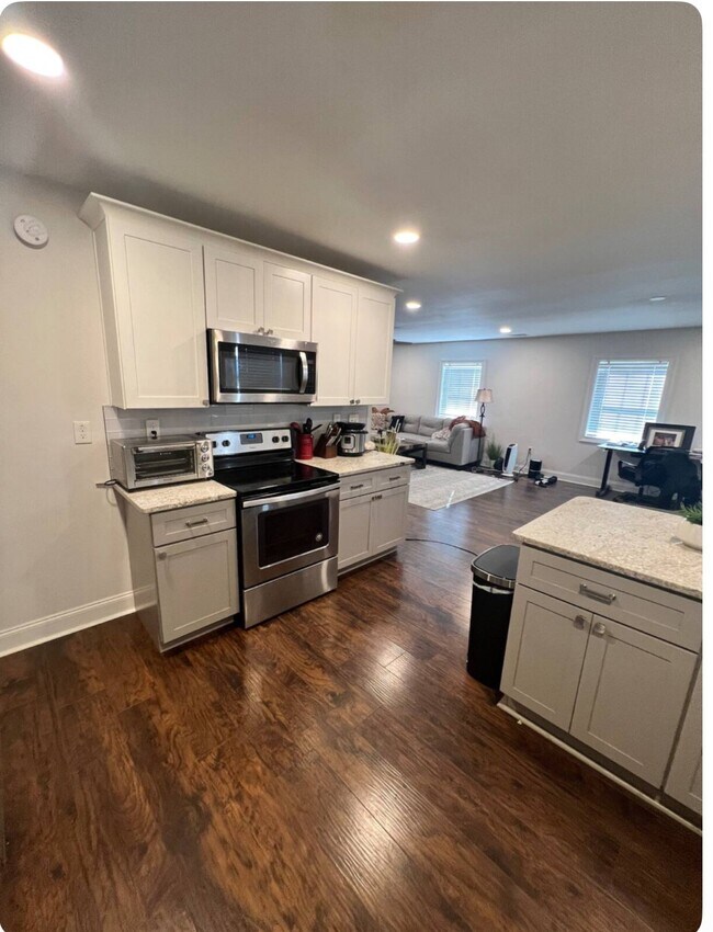 Photo - 2177 Telhurst St SW