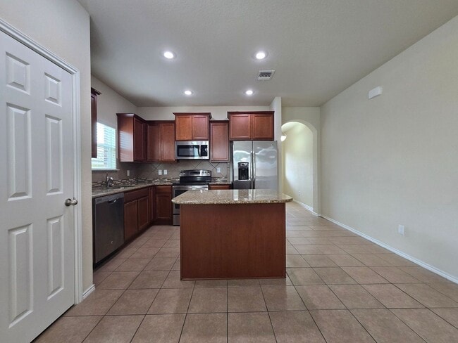 9507 Adeel Dr