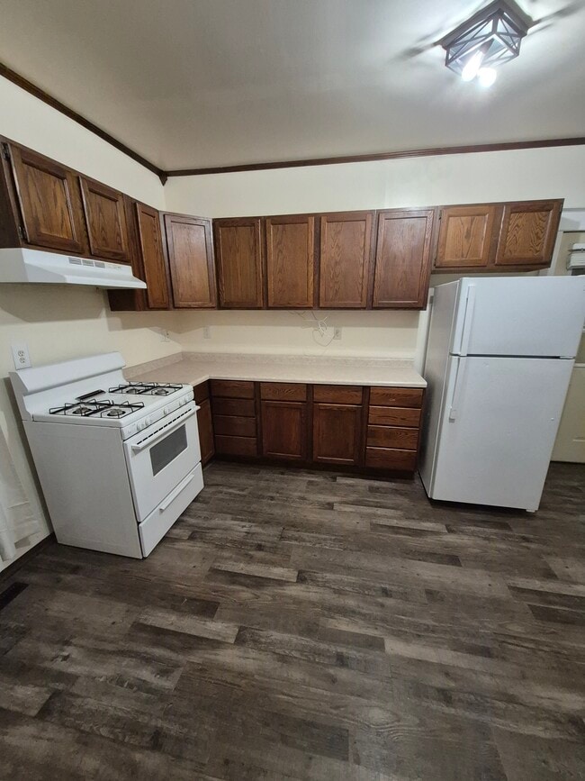 Building Photo - 4049 6th Ave