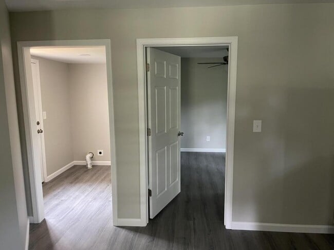 Photo - 246 Hilltop Ave SW