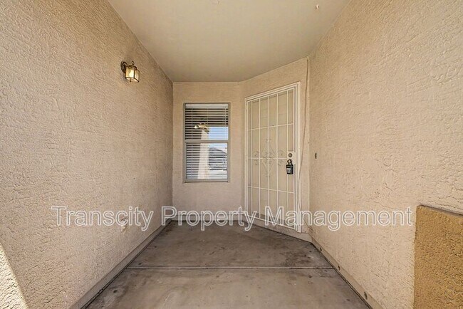 Photo - 932 W 19th Ave