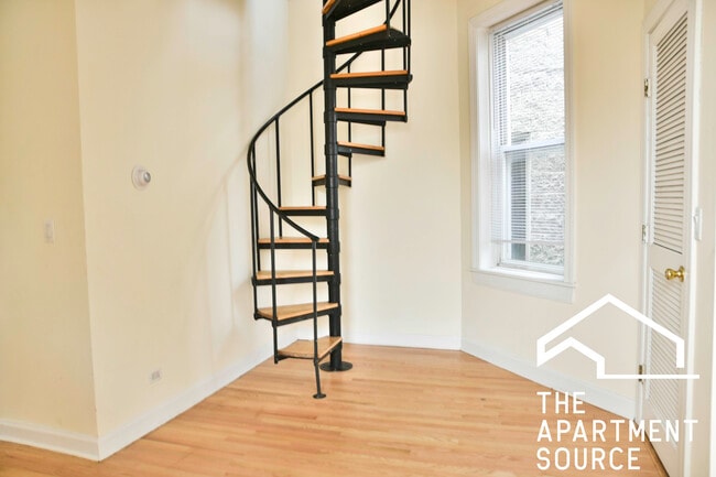 Photo - 2318 N Southport Ave Unidad 3R