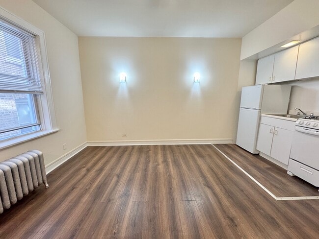 Photo - 6912 N Lakewood Ave