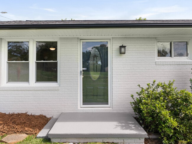 Photo - 314 w Indiana ave