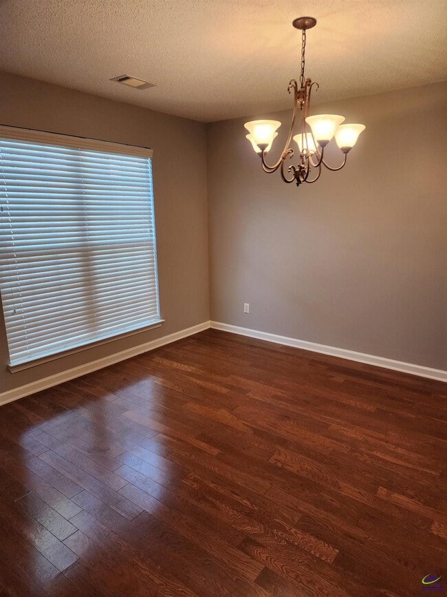 Photo - 114 Faybrook Dr