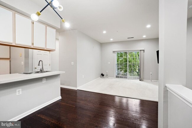 Photo - 101 Watkins Pond Blvd Unit 4-201