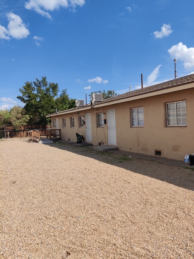 Photo - 524 N Mesquite St Unidad 3