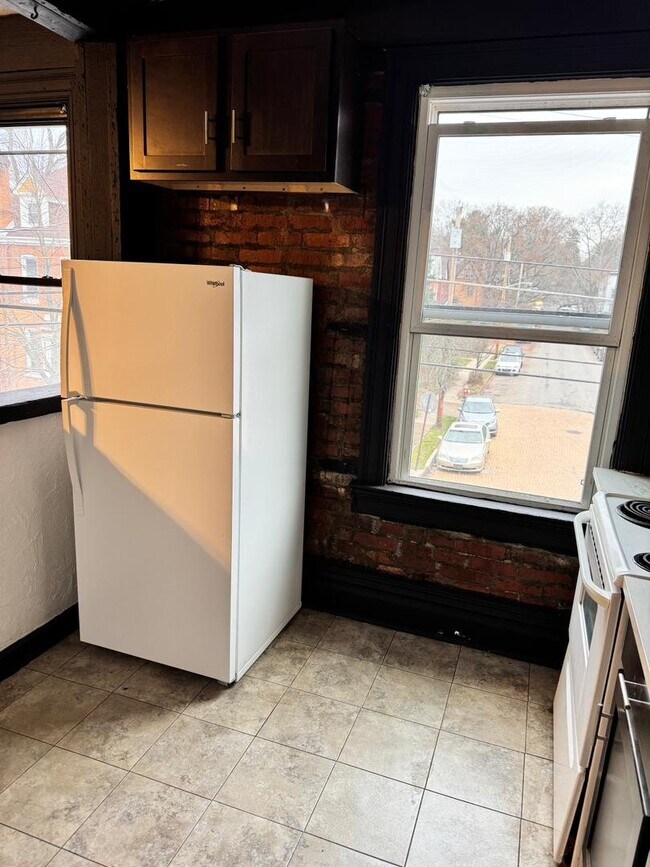 303 Peebles St Unidad 303 Peebles St Unit 2 - (2/1)