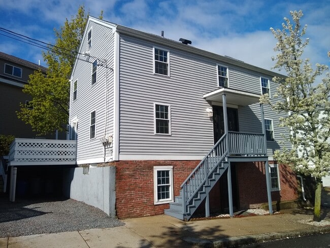 Photo - 13 Lowe St Unit 2