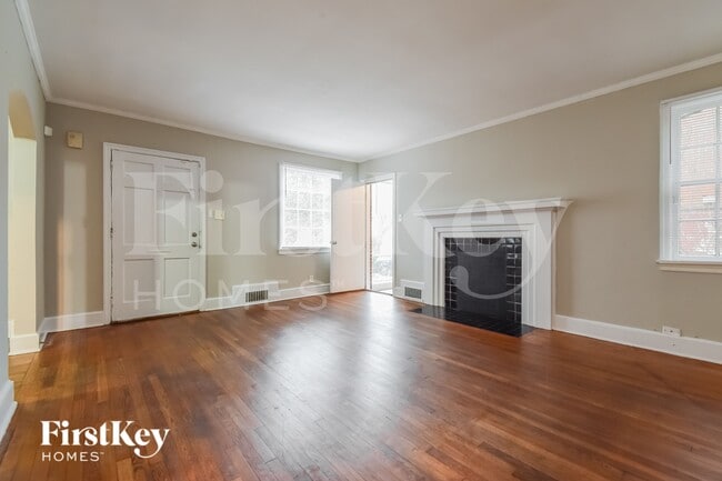 Photo - 1655 Altadena Pl SW