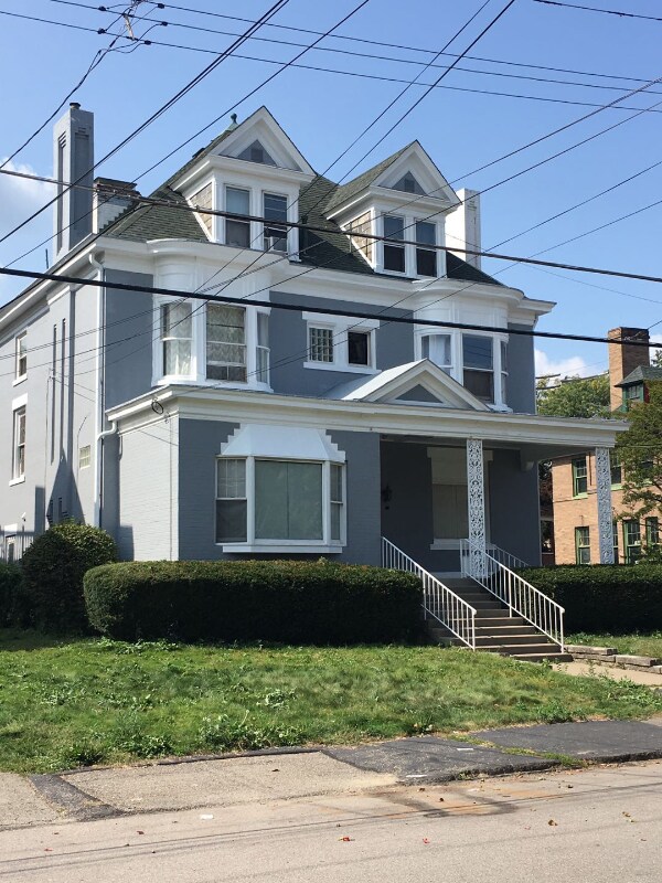 Photo - 210 East End Ave Apartment Unit 2C