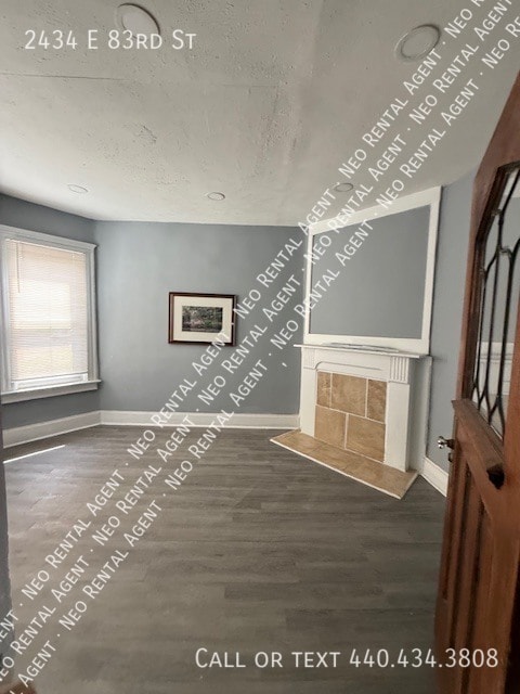 Photo - 2434 E 83rd St