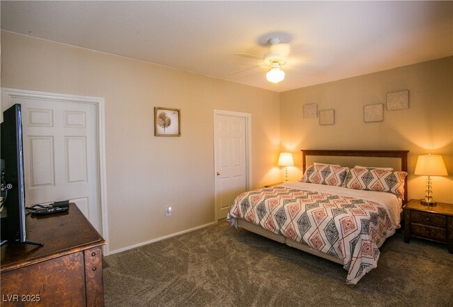 Building Photo - 4655 Gold Dust Ave Unit 206 Rental