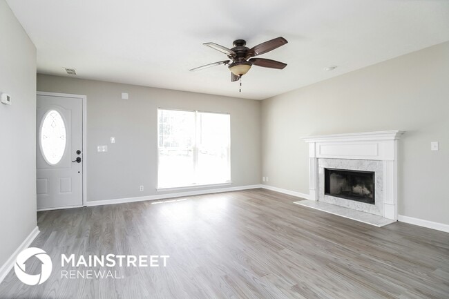 Photo - 7015 Zither Ln