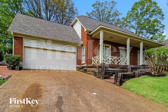 7780 Hawkcrest Dr