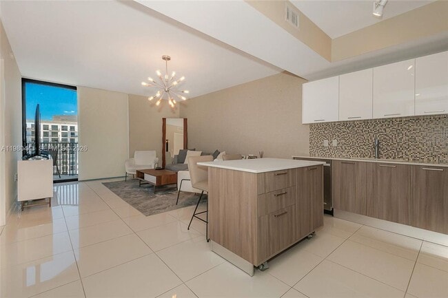 Photo - 5300 Paseo Blvd