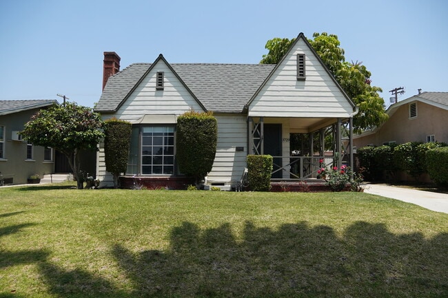 Building Photo - 3729 Boyce Ave