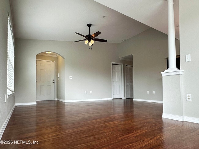 Photo - 7800 Point Meadows Dr Unit 631