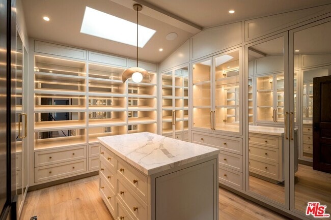 Photo - 624 N Arden Dr