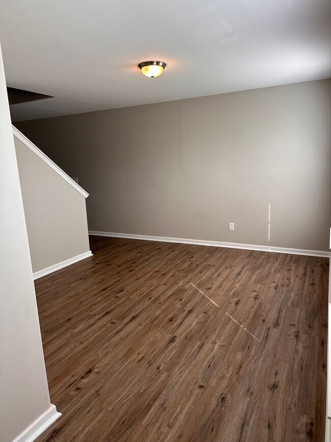 Photo - Great home in quiet neighborhood