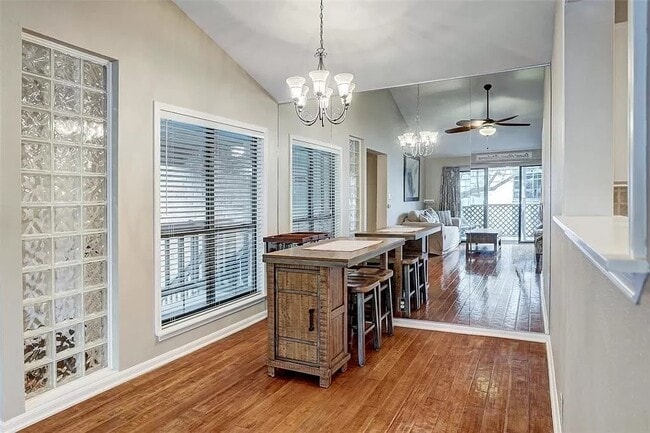 Building Photo - 2829 Timmons-ID161.4 Unit ID161.4