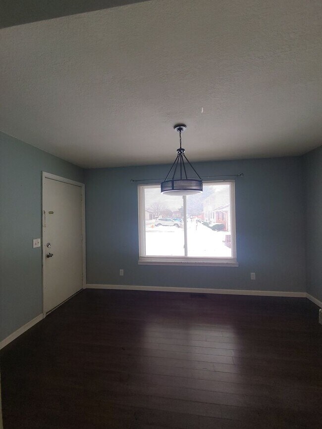 Photo - 1113 Laura Dr Unit 1