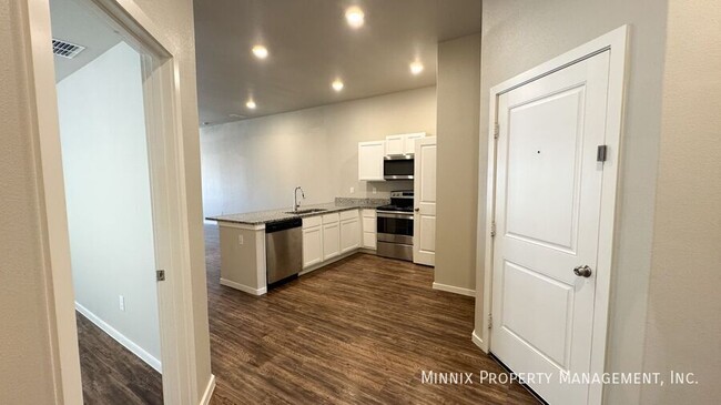 Photo - 2112 N. Ave. L-A