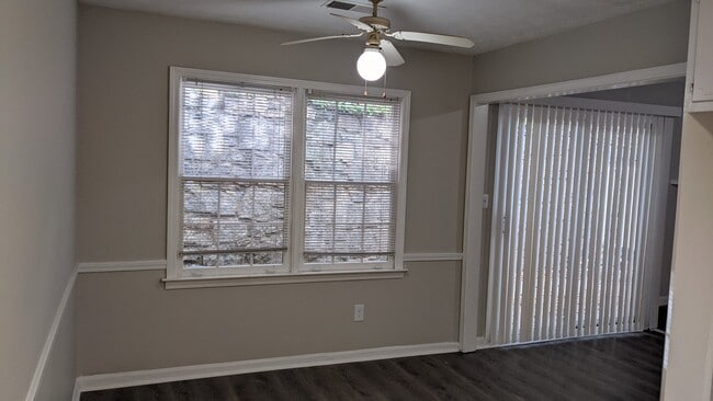 Photo - 5507 Estates Ct