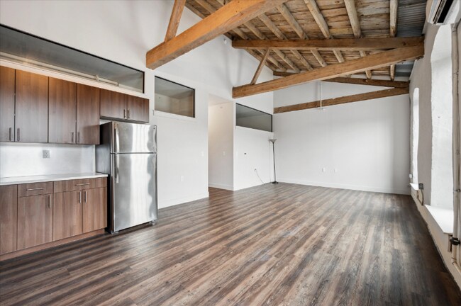 Photo - 3715 Main St Unit 605