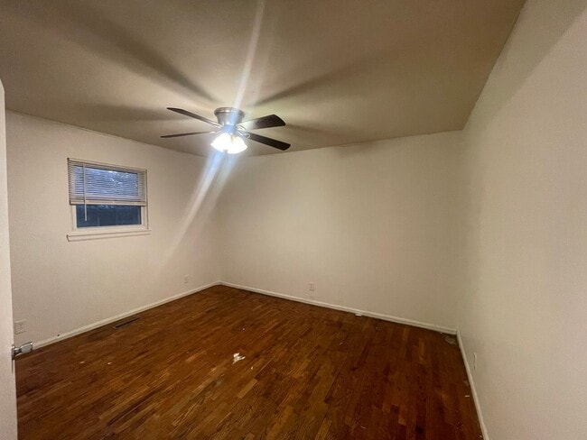 Photo - Affordable 3-Bedroom Duplex in Prime Springfield Location!