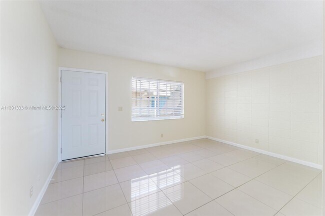 Photo - 432 SE 20th St Unidad 5