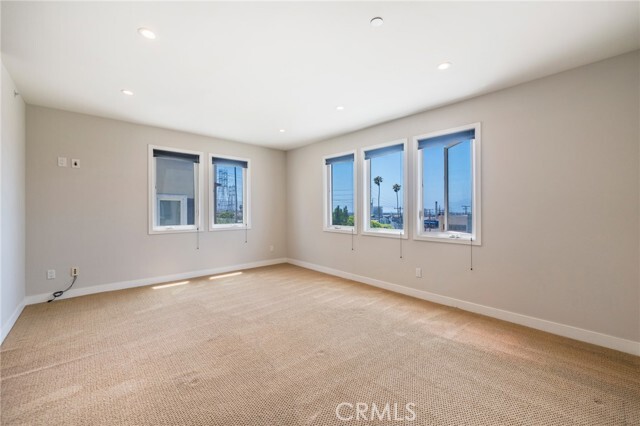 Photo - 931 1st St Unidad A Rental