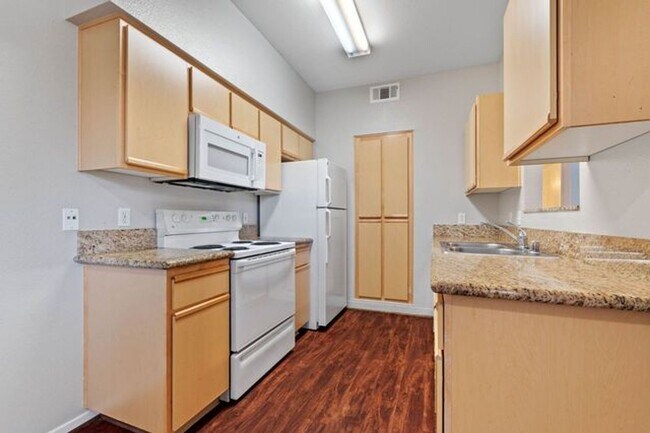 Photo - Fabulous Downstairs Condo at Silver Creek!