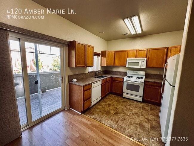 4120 Amber Marie Ln