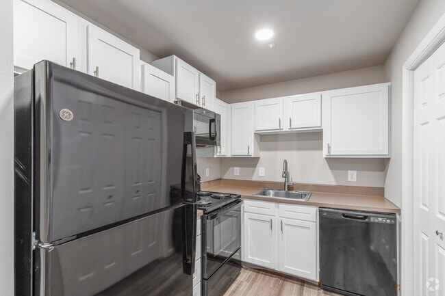 1BR, 1BA - 750SF - Kitchen