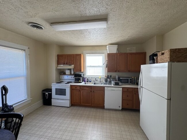 Photo - Radford, 2 BR / 1 BA, Available July 2026