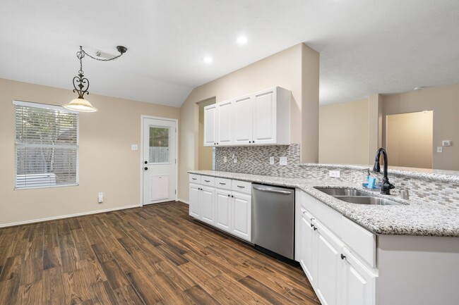 Photo - 26 S Vesper Bend Cir