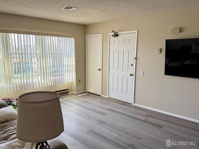 Photo - 808 Sewell Rd