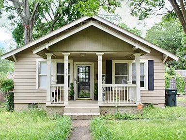 Building Photo - 218 S Valentine St Rental