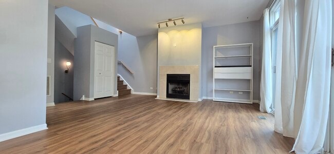 Building Photo - 1502 S Prairie Ave Unit N Rental