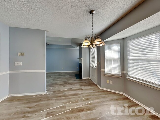 Photo - 85 Brandon Dr